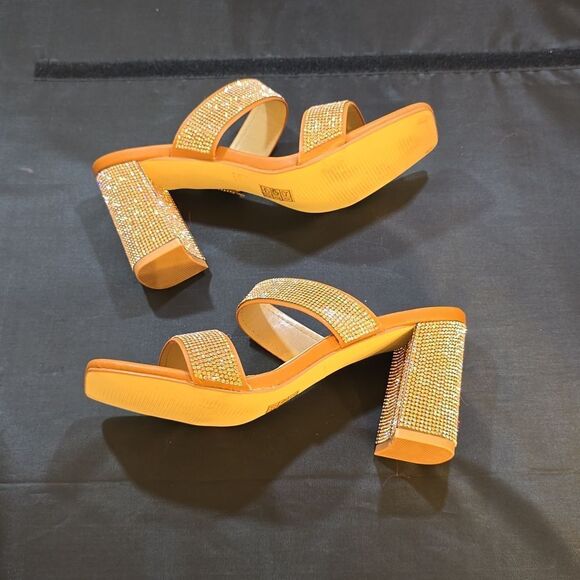 BRAND NEW NICOLE MILLER NEW YORK RHINESTONE EMBELLISHMENTS OPEN-TOE SANDAL G1 - Picture 10 of 16